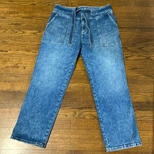 NWT Abercrombie & Fitch Tall 16 Long Ultra High Rise Straight Denim Jean Capris